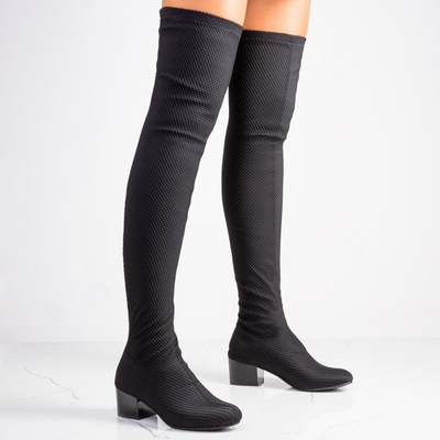 Чорні сітчасті черевики на посту Гестія - Взуття