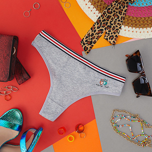 Сірі жіночі трусики з принтом