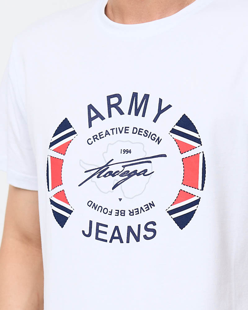 Чоловіча біла футболка з принтом - Одяг