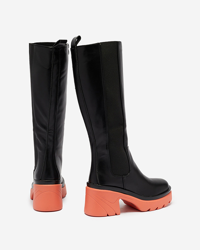 Černé dámské kozačky na masivní korálové podrážce Beris - Footwear