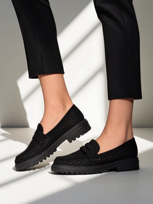 Royalfashion Жіночі перфоровані лофери Filoz