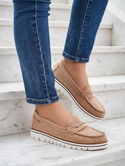 Bottega Elegante Čeká na Vás