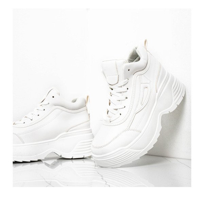 Білі кросівки на грубій підошві American - Взуття