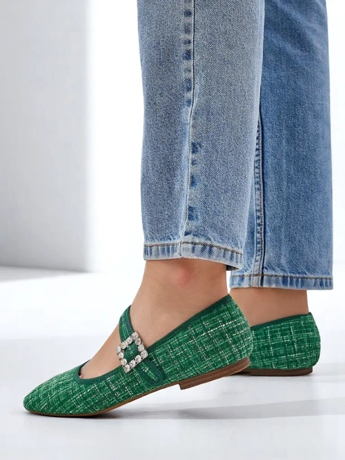 Royalfashion Жіночі клітинчасті балетки з пряжкою та ремінцем Riffos