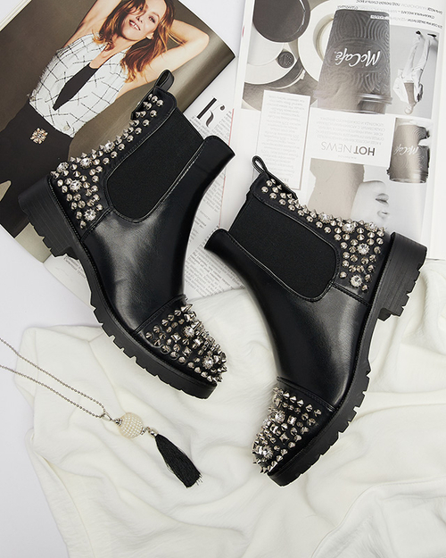 Жіночі черевики на шпильках чорного кольору Amerapi- Взуття