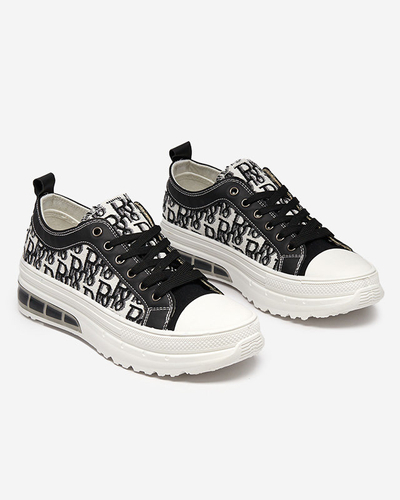 Sneakers Livia v černo-bílé barvě s platformou