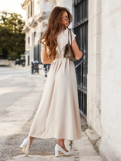 Royalfashion Жіноча міді-сукня з об'ємним вирізом, короткими рукавами та поясом