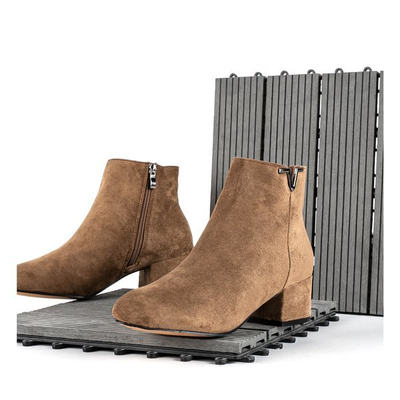 Коричневі ботильйони на низькому каблуці Roni - Взуття