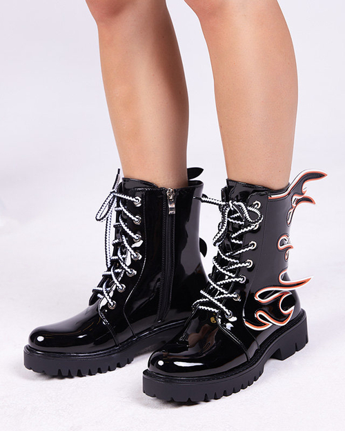 Чорні лаковані жіночі чоботи Fire