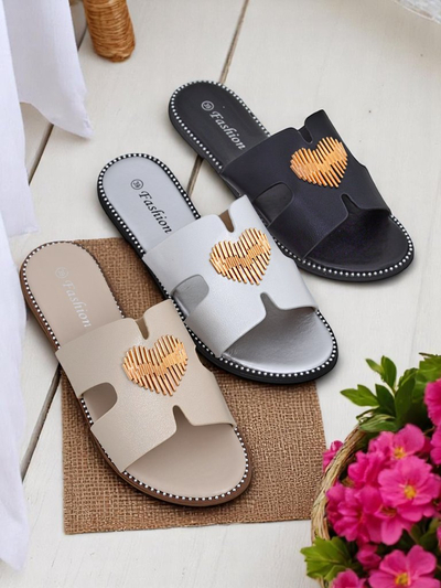 Royalfashion Dámské žabky na ploché podrážce Heart Chic