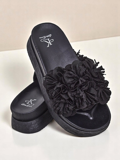 Royalfashion Dámské sandály s malými květy frézie