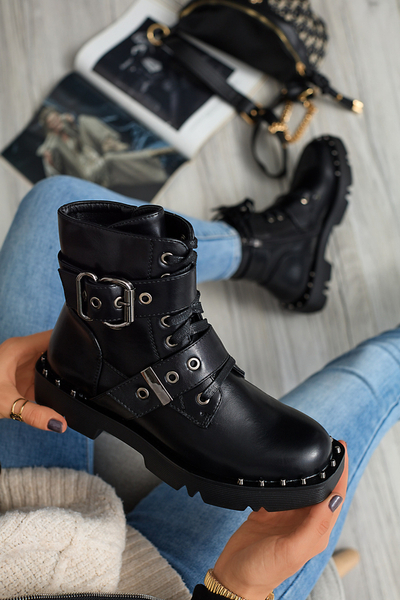 Чоботи жіночі чорні утеплені з орнаментом Erita - Взуття