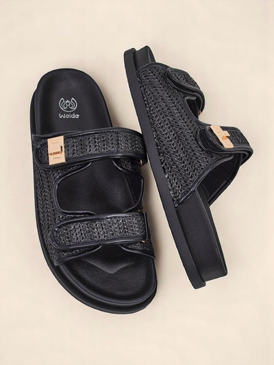 Royalfashion Жіночі шльопанці з плетеним дизайном Delibeli