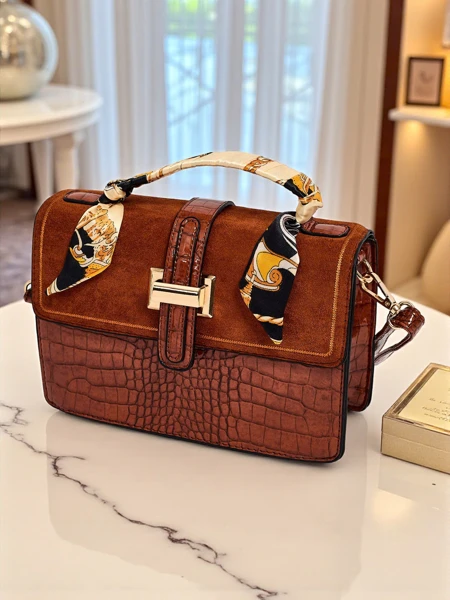 Aurelia Elegante Camel - Mini dámská kabelka semišovo-patentová Venezia Classico