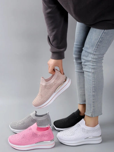 Royalfashion Жіночі спортивні черевики без шнурівки з стразами Ceromie