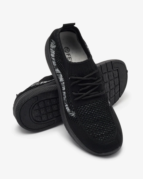 Чорні жіночі тканинні спортивні туфлі Fiabom- Footwear