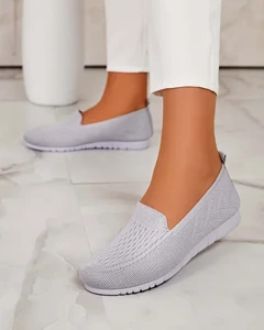 голубий сірий