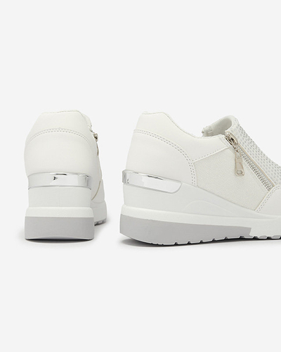 Bílá dámská sportovní obuv na platformovém podpatku zdobená zirkony Martela - Obuv