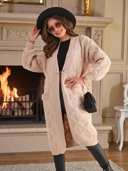 Royalfashion Pletený ženský pončový svetr