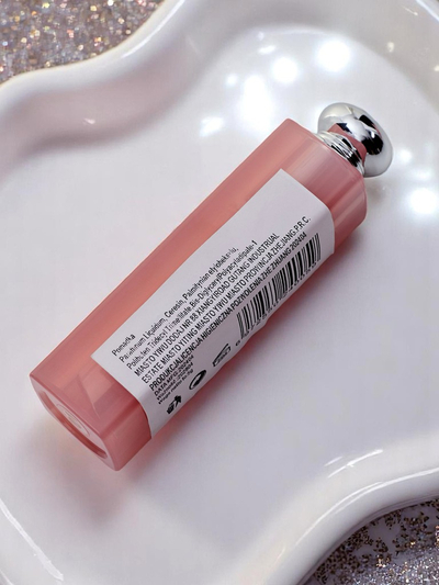 Hydratační rtěnka-balzám v odstínu Raspberry Pink