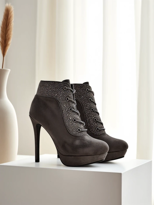 Чоботи на блискавці Royalfashion для жінок з блискітками Efelolo