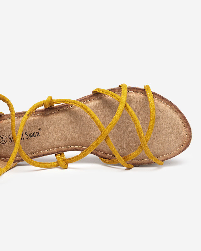 Gladiátorské sandály do půli lýtek hořčice Jeniso - Obuv