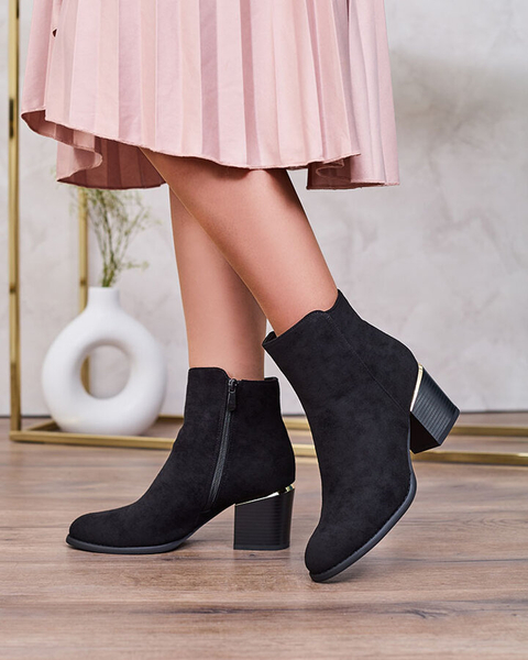 Royalfashion Černé dámské nízké kozačky na jehlovém podpatku Traestra