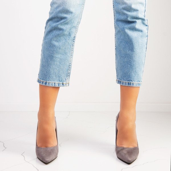 Šedé podpatky s dekorací Devya - Obuv