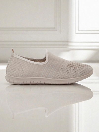 Béžové dámské slip-ony Callista – lehké textilní boty na ploché podrážce