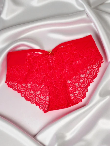 Dámské kalhotky typu figi s krajkou a pásky