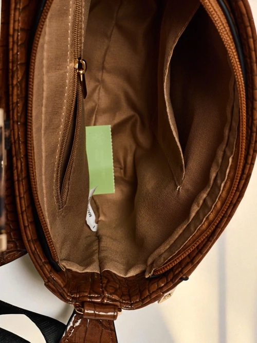 Лакована маленька жіноча сумочка з екошкіри Sable Arc