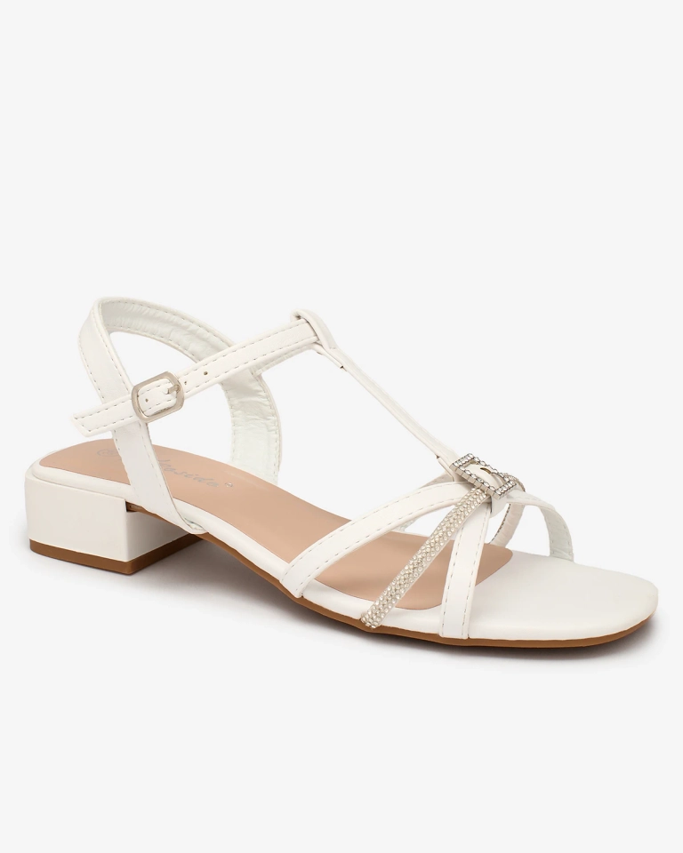 Royalfashion Dámské bílé sandály na nízkém podpatku se zirkony Luietta