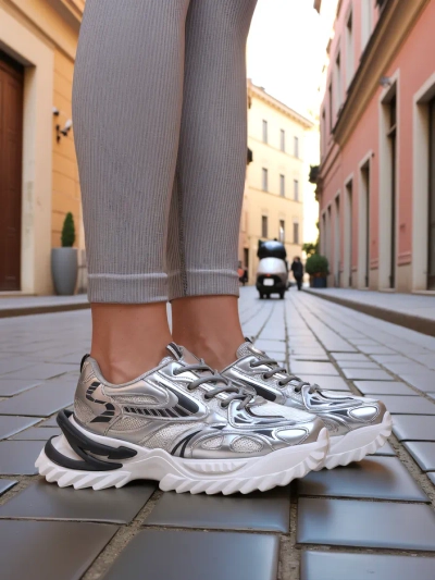 Royalfashion жіночі лаковані кросівки Leysi
