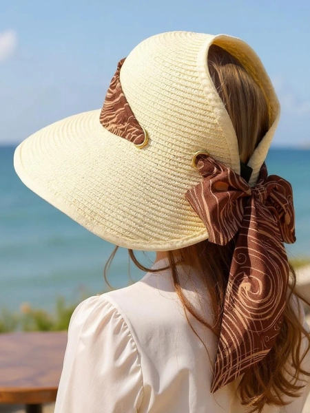 Royalfashion Sluneční kšilt Lily Graces