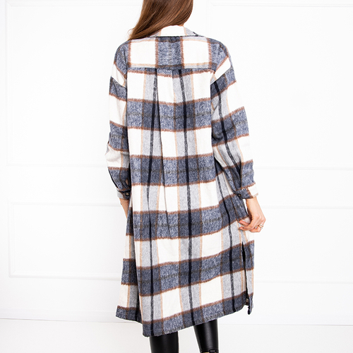 Темно-синя жіноча довга сорочка в клітинку