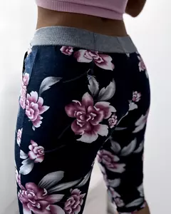 Темно-синій