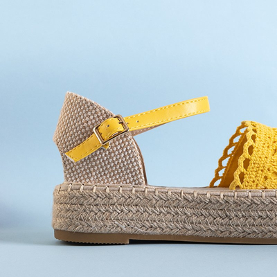 Жовті босоніжки на платформі Ritisa