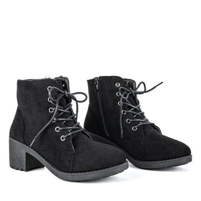 Černé kotníkové boty na vyšším sloupku Nemesis - Footwear
