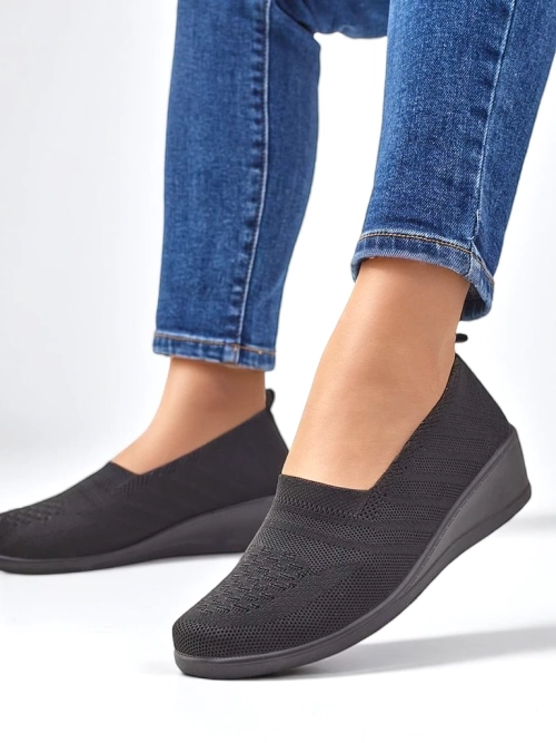 Royalfashion Жіночі лофери на низькому підборі Epoles