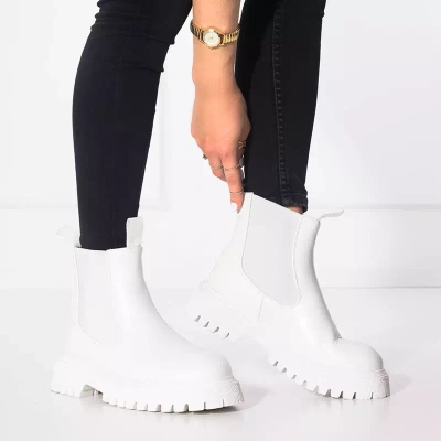 OUTLET Dámské bílé vysoké kozačky Nurvi - Obuv