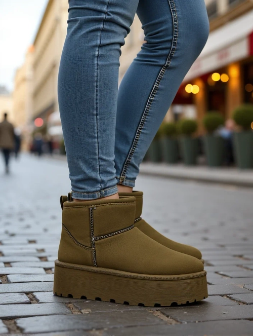 Royalfashion Короткі чоботи жіночі в стилі сноубутс Wiebi