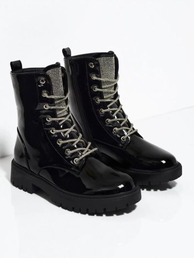 Lakované šněrovací dámské boty na platformě Fjorra