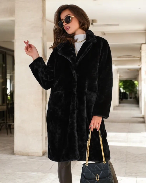 Пальто жіноче хутряне Royalfashion Black
