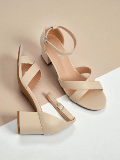 Royalfashion Dámské sandály s nízkým blokovým podpatkem Eleganza Strap