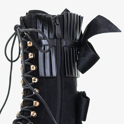 Černé dámské boty s ornamenty Farida - obuv