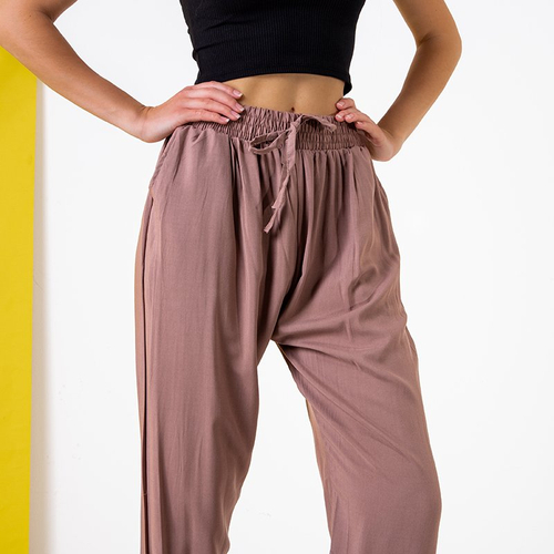 Коричневі жіночі штани