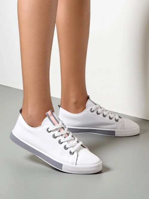 Royalfashion Жіночі ажурні кеди Tareb