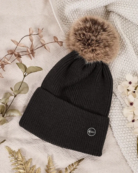 Рожева зимова шапка Royalfashion для жінок з помпоном