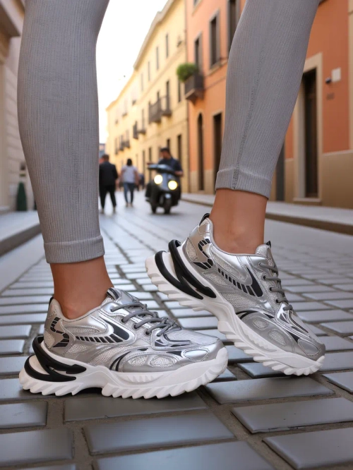 Royalfashion жіночі лаковані кросівки Leysi