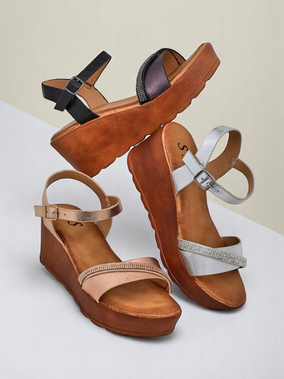 Royalfashion Жіночі босоніжки на танкетці з стразами та блискітками Aurora Glow